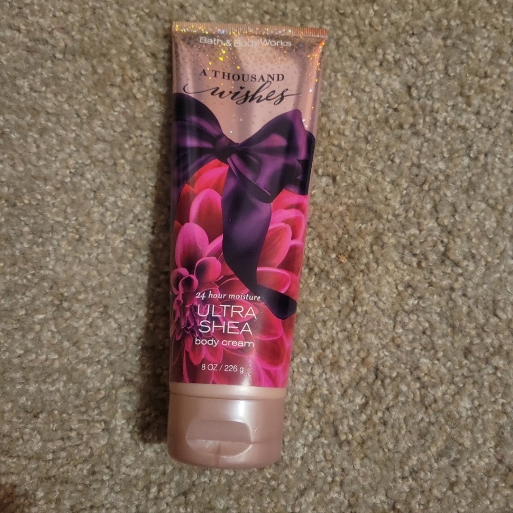 Bath and Body Works A thousand wishes lotion